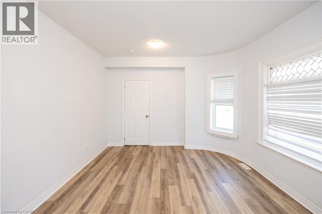 292 Fares Street — photo 43