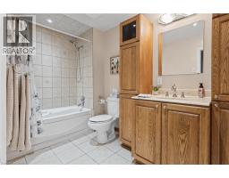 3974 Midhurst Lane, Mississauga, ON L4Z1C7 Photo 18