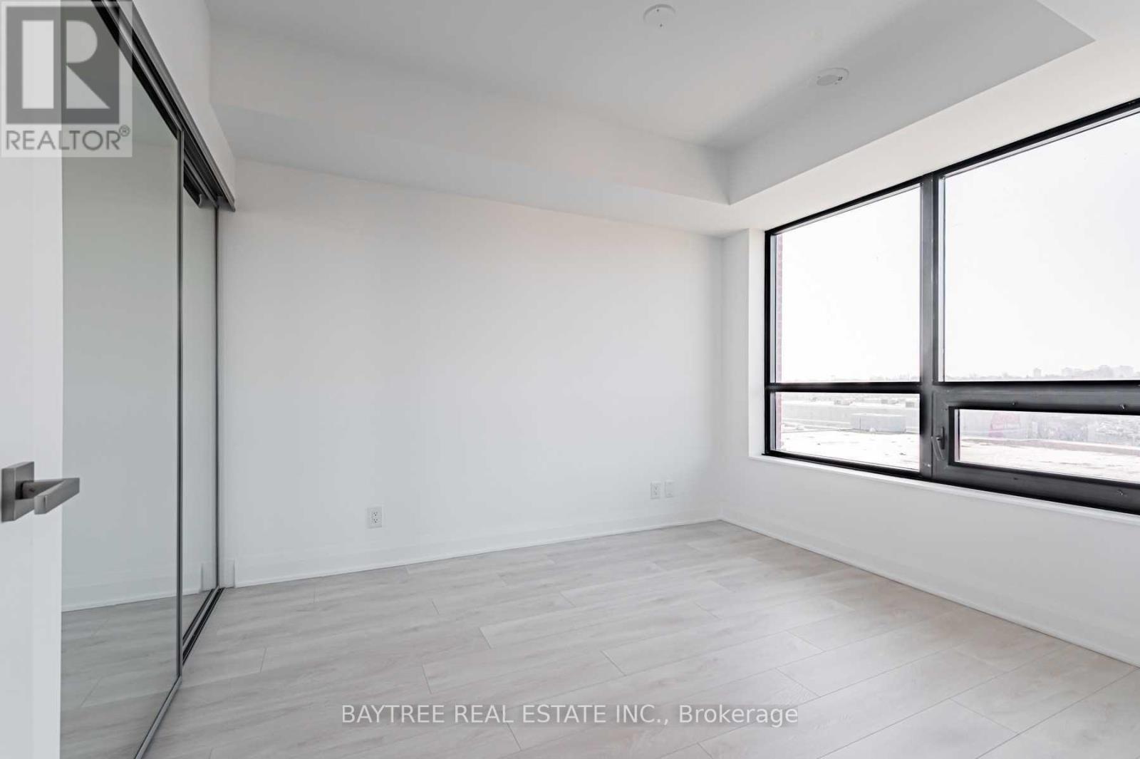 33 Frederick Todd Way — photo 15