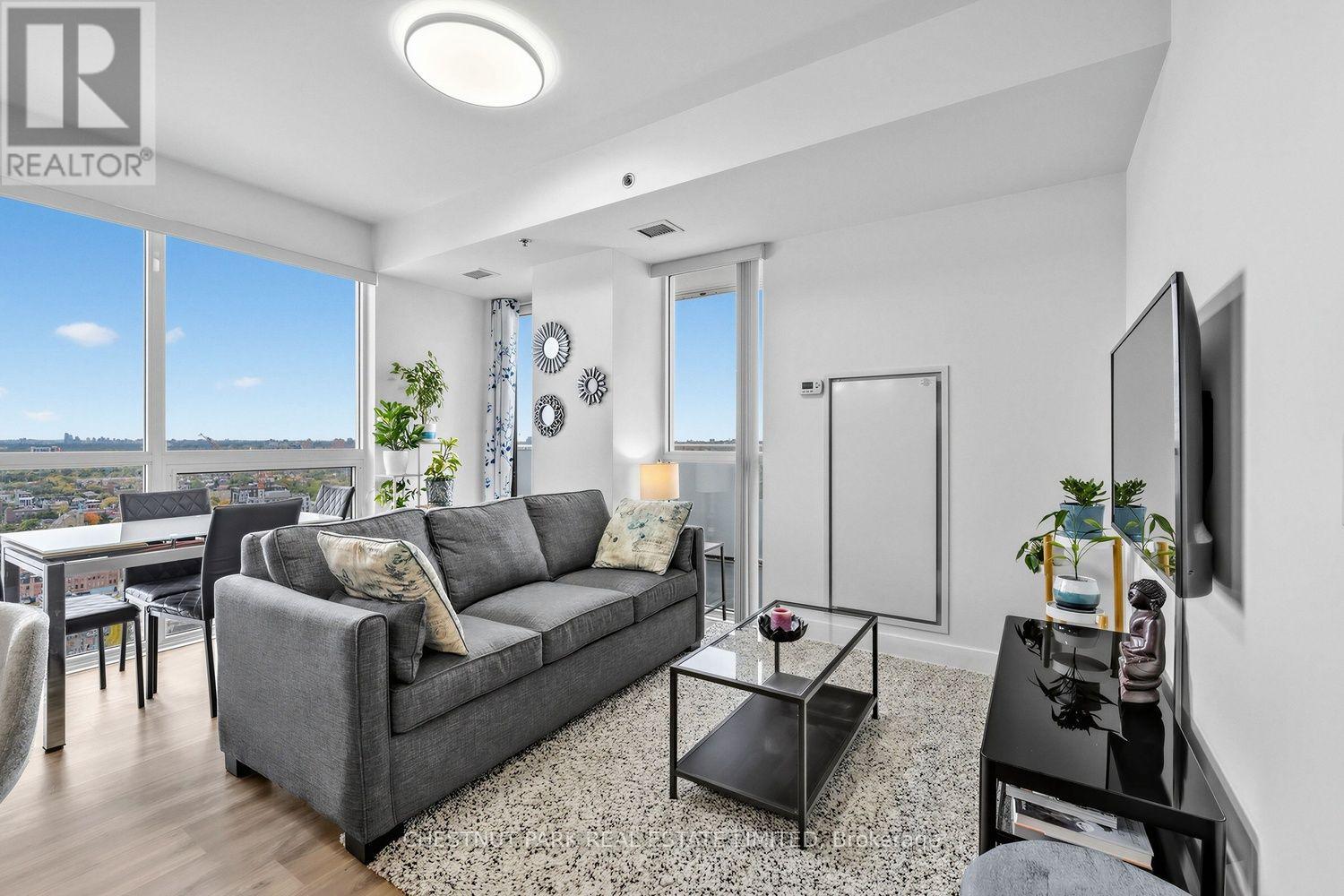 3001- 318 Richmond Street West, Toronto, ON photo 5