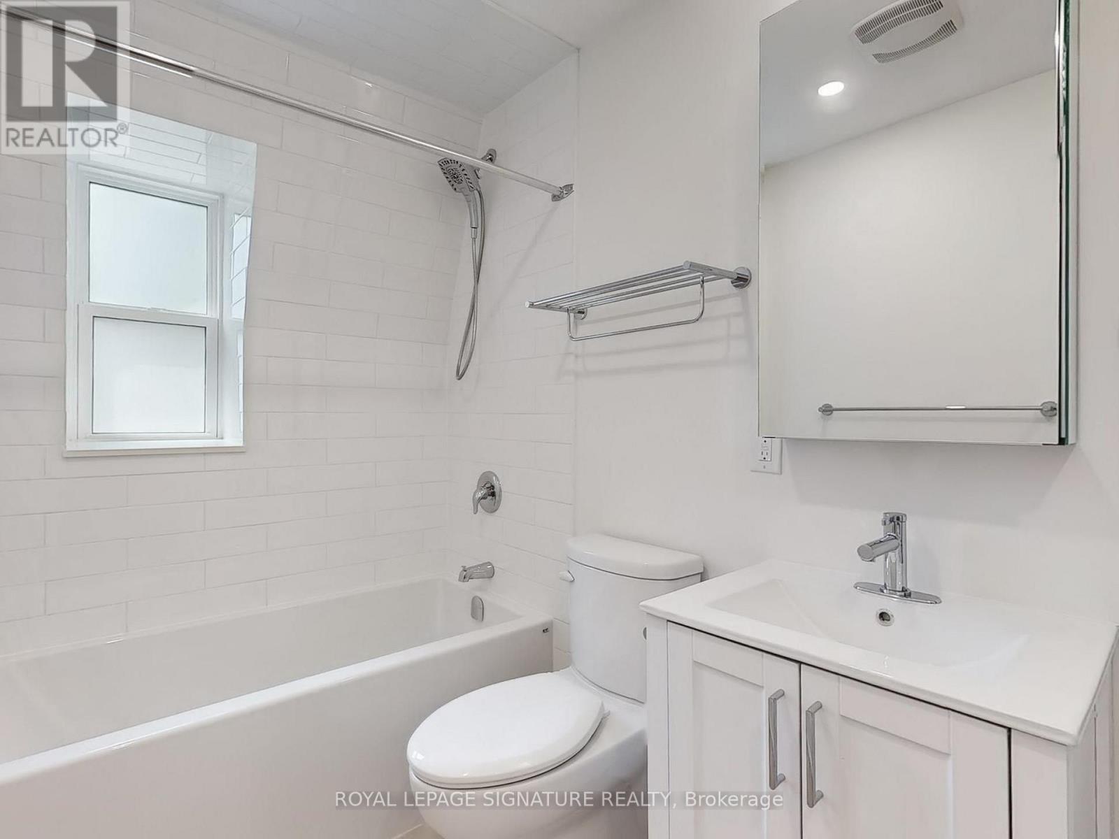 28 Beaconsfield Avenue — photo 17