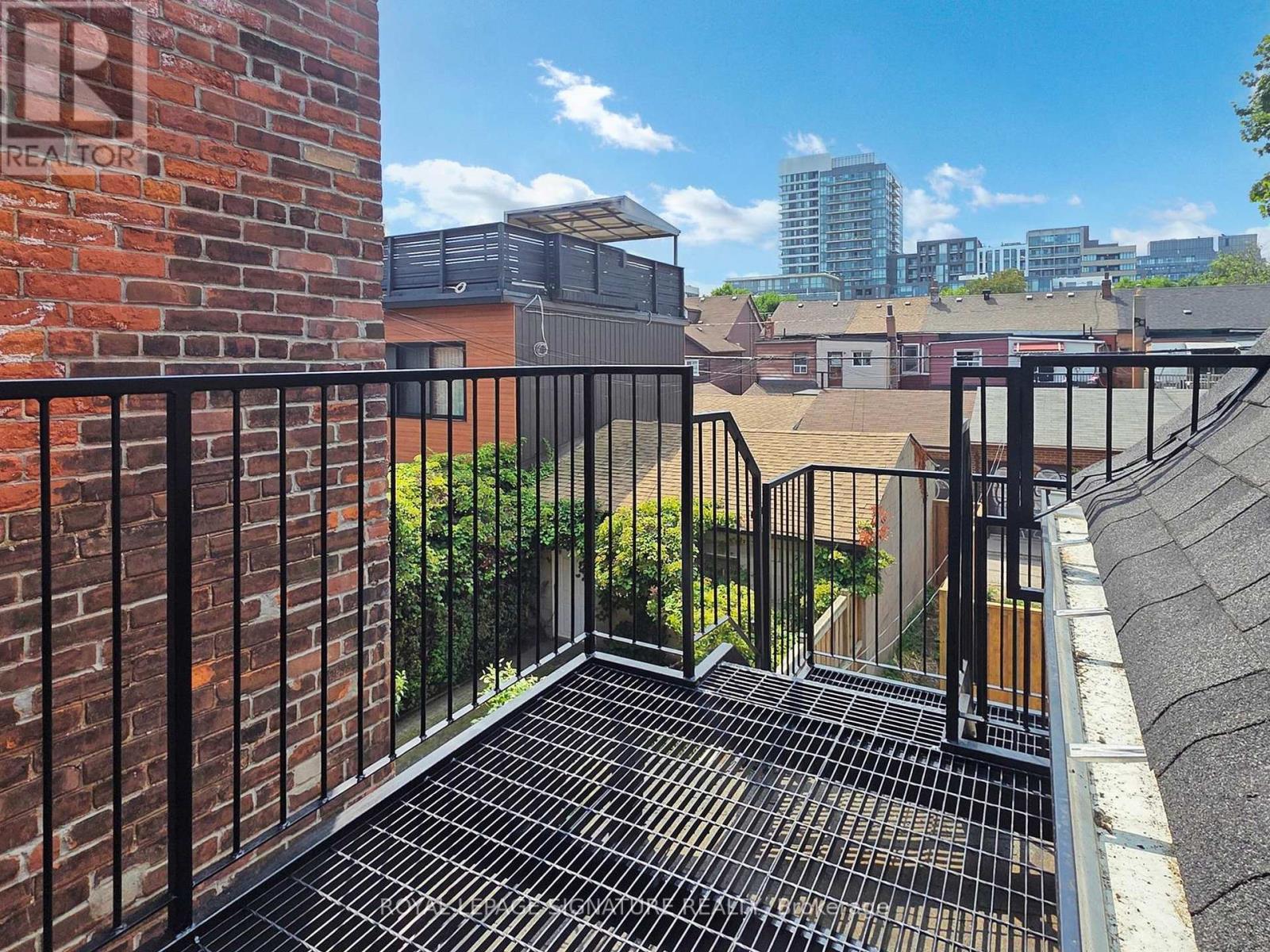 28 Beaconsfield Avenue — photo 19