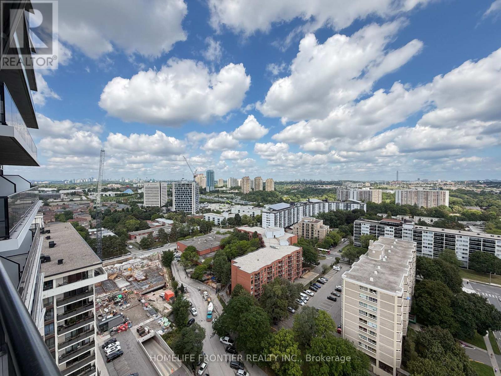 15 David Salomon Drive — photo 28