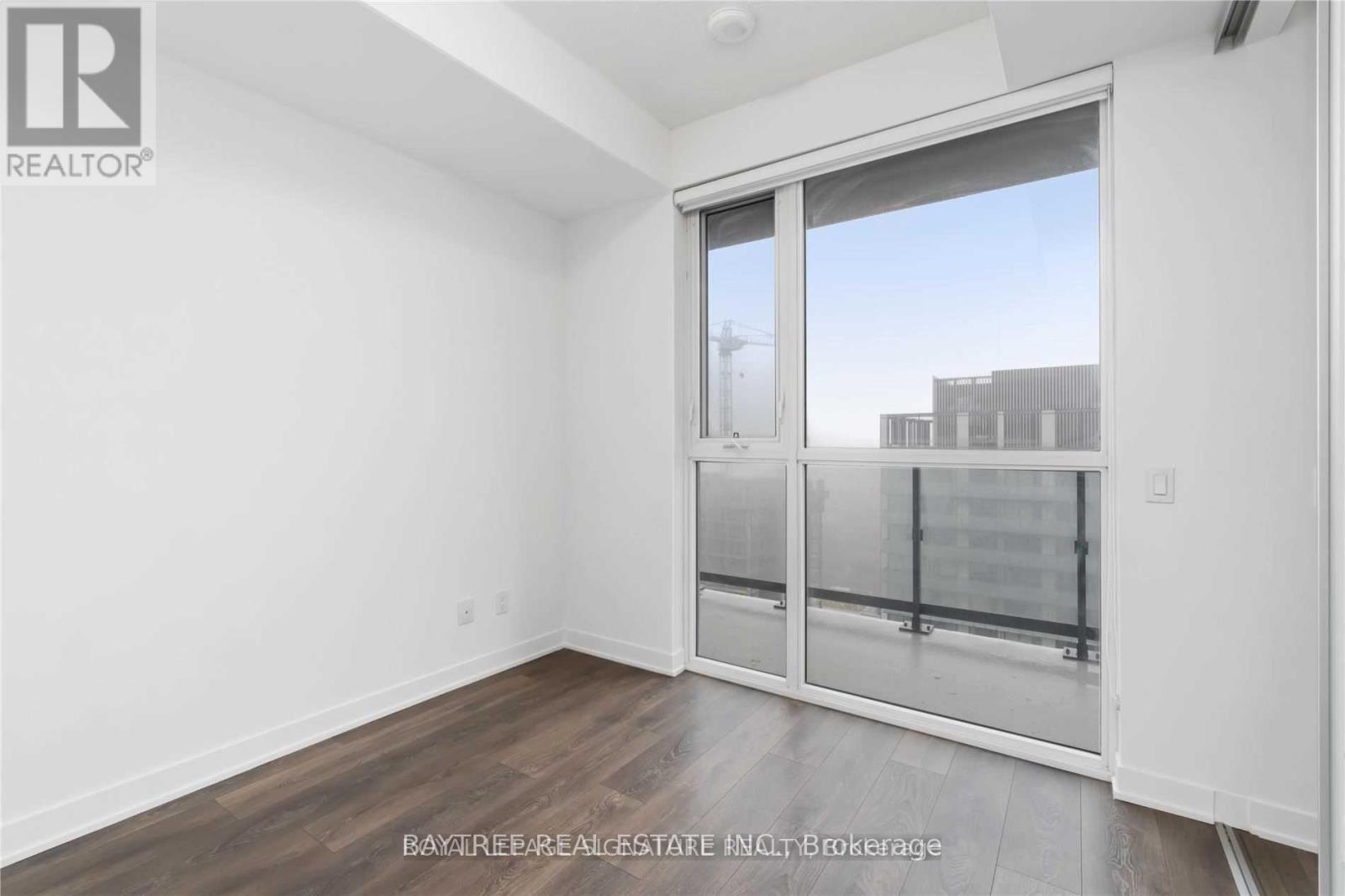 87 Peter Street — photo 4