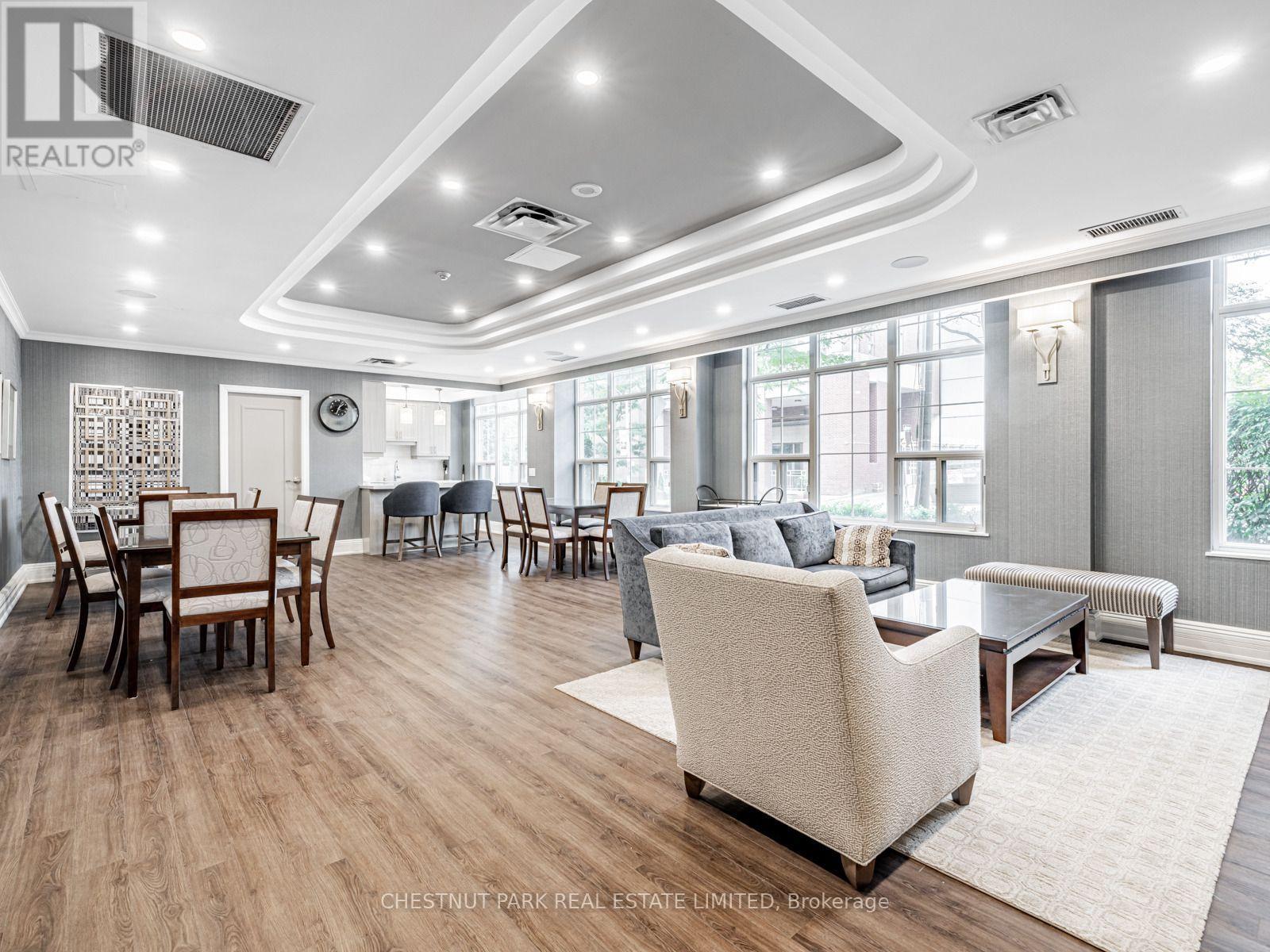 #505 35 MERTON STREET - 26