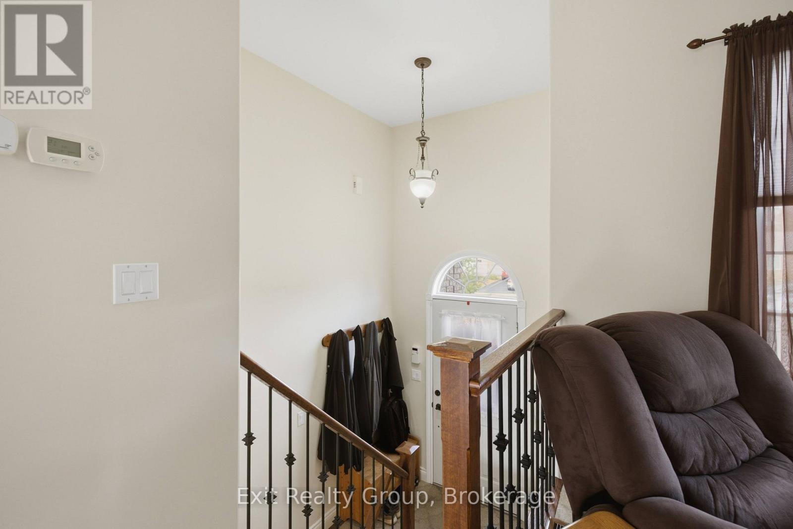 15 Evergreen Court — photo 20
