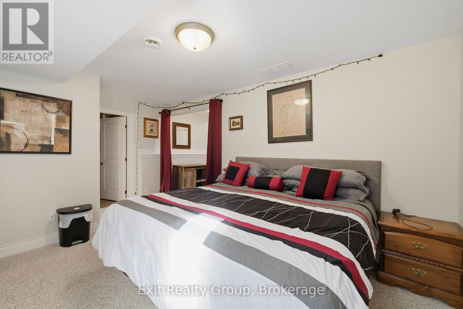 15 Evergreen Court — photo 24