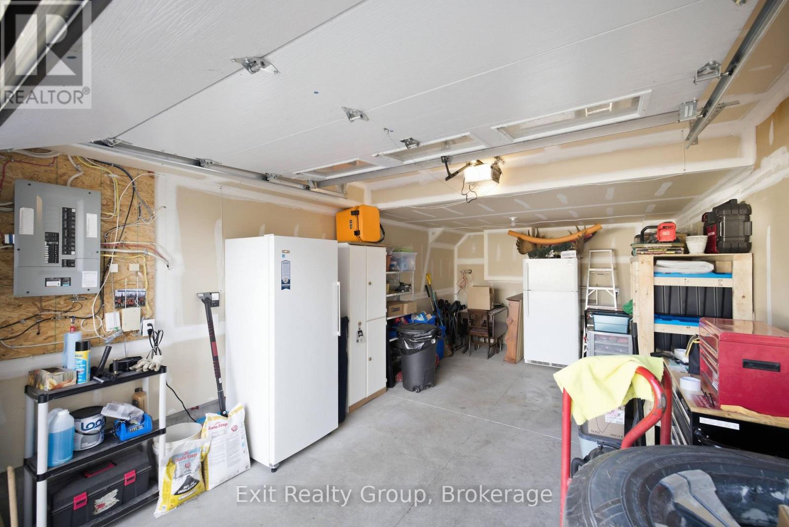 15 Evergreen Court — photo 30