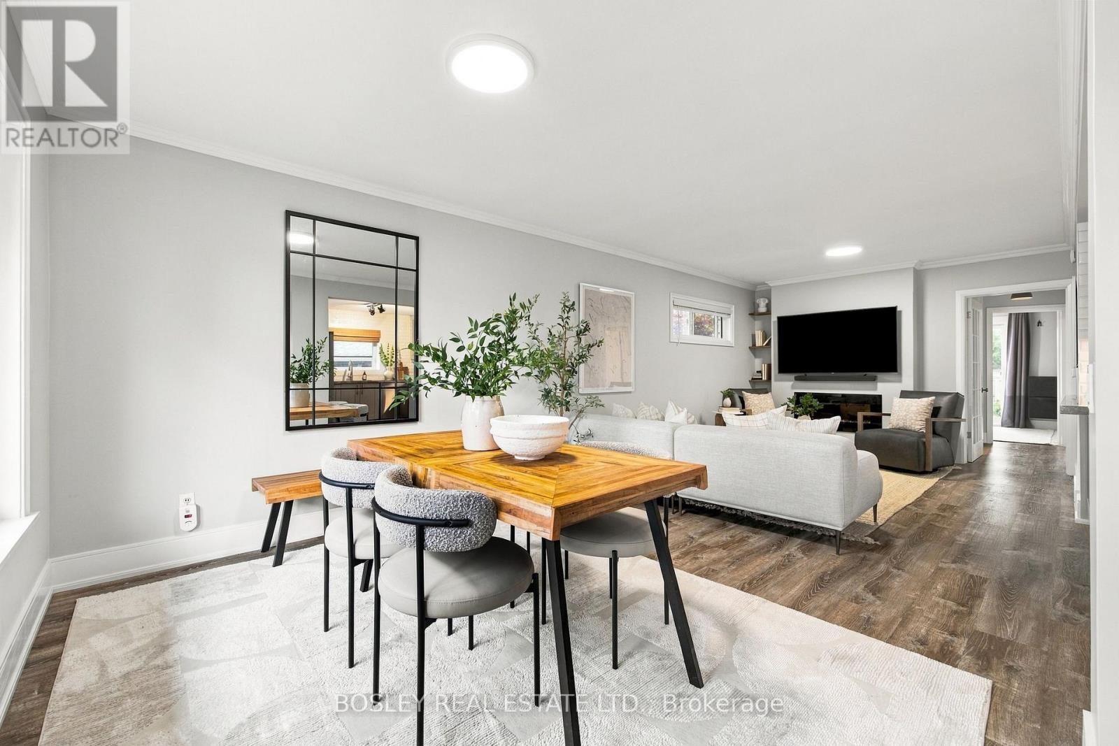 56 CHRISTINA CRESCENT - 3