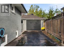 56 Christina Crescent, Toronto, ON M1R4H8 Photo 35