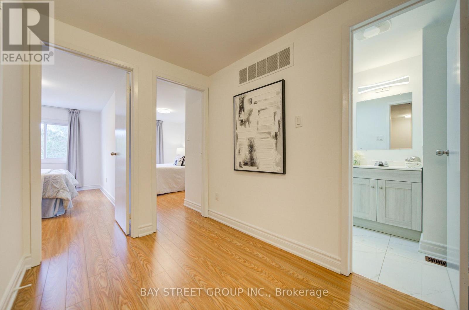 33 Dundalk Drive — photo 16