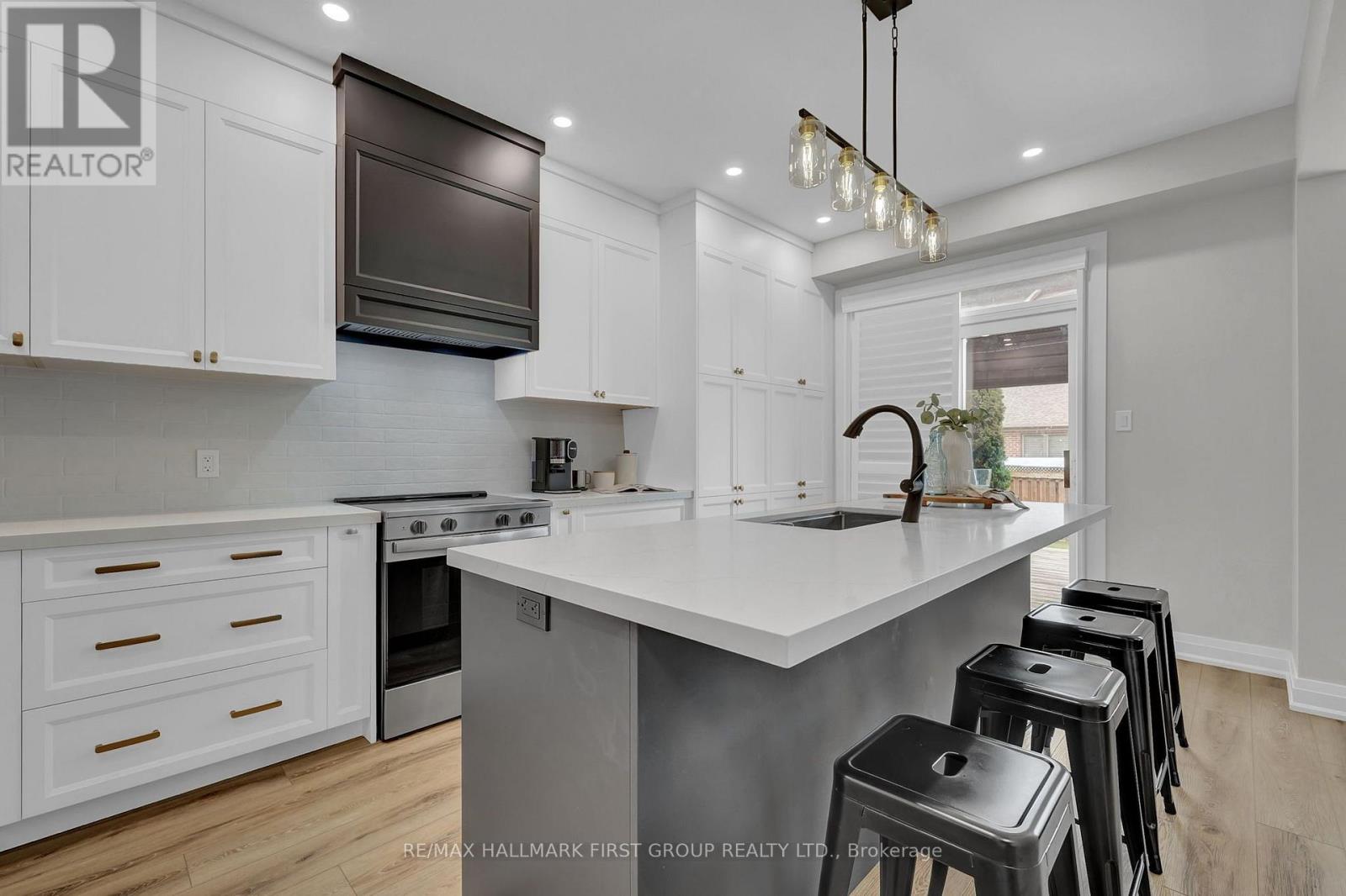 92 Sherrington Drive — photo 14