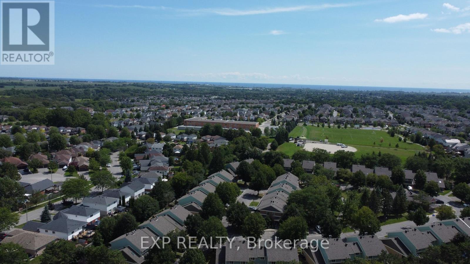 63 Fenwick Avenue, Clarington, ON photo 44
