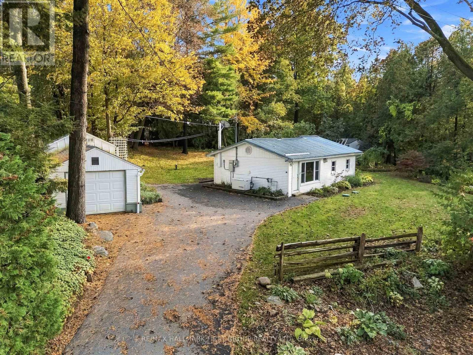 4071 MABEL'S ROAD - 1