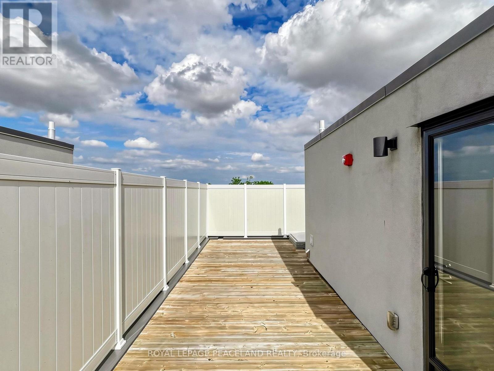 2100 Bridletowne Circle — photo 36
