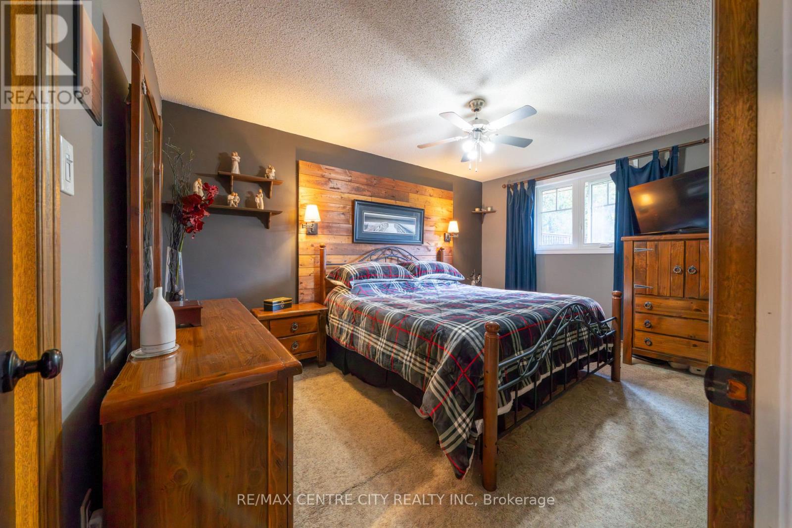 252 Mill Pond Crescent — photo 22