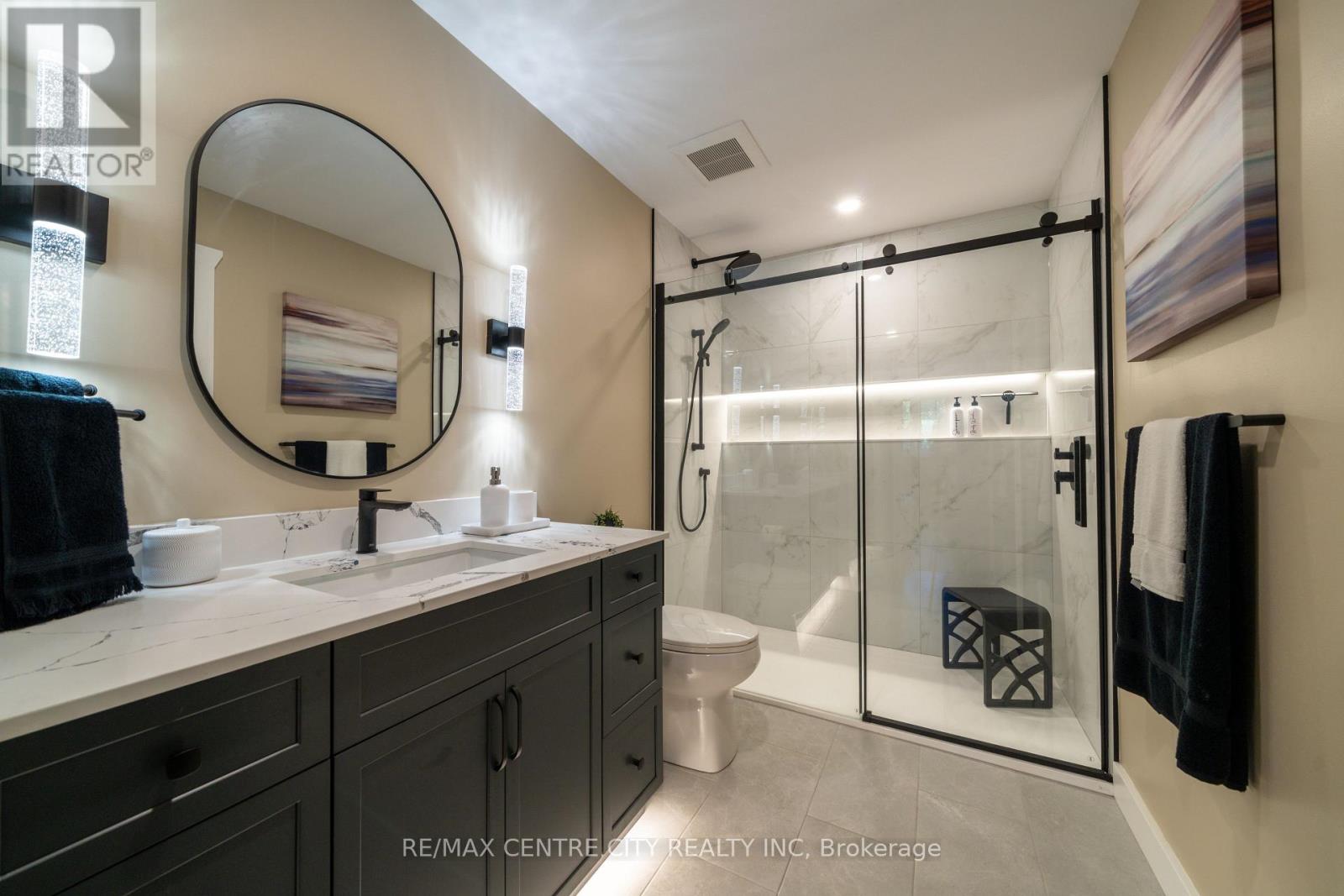 252 Mill Pond Crescent — photo 23