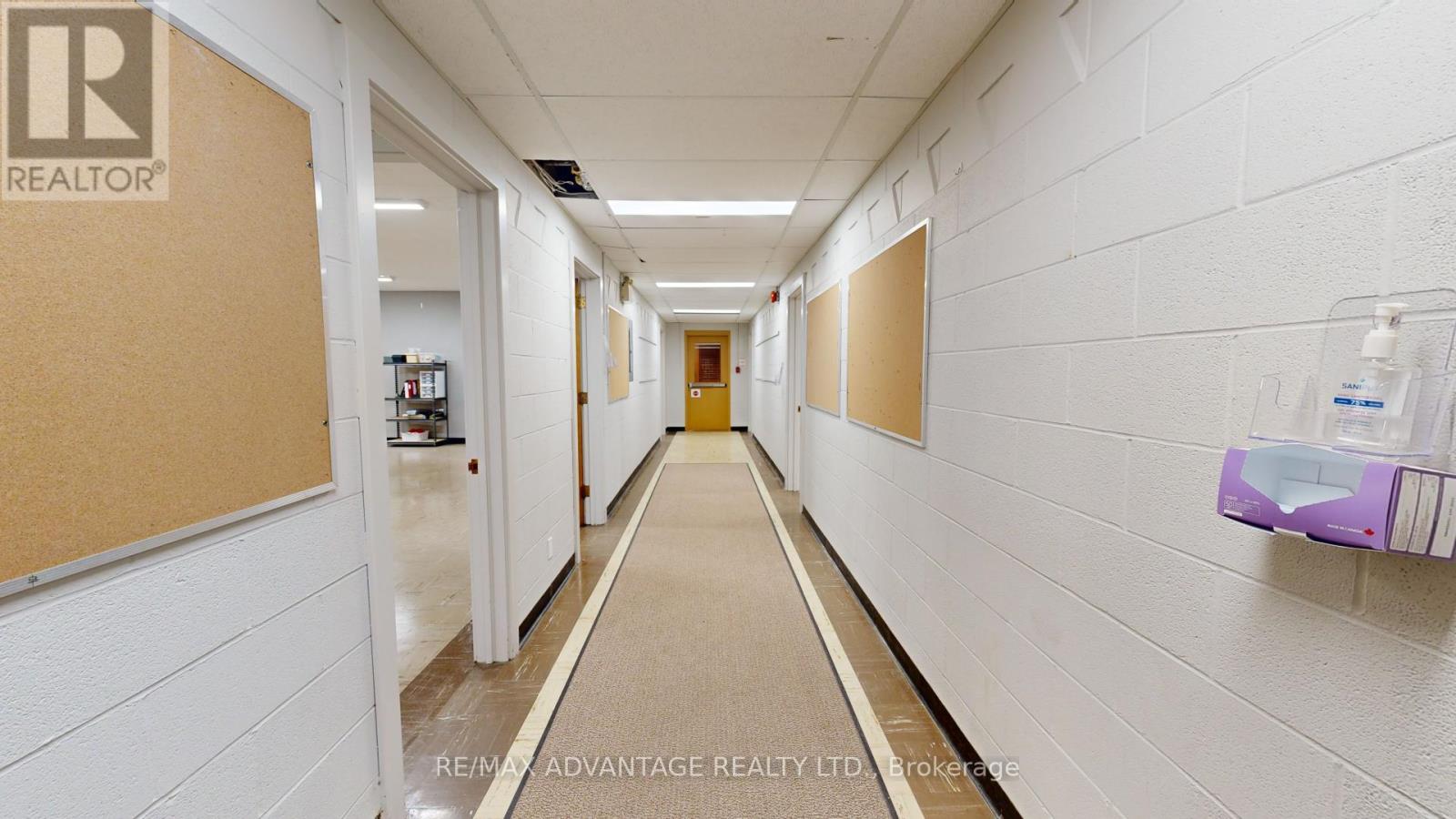 290 Ridout Street South — photo 11