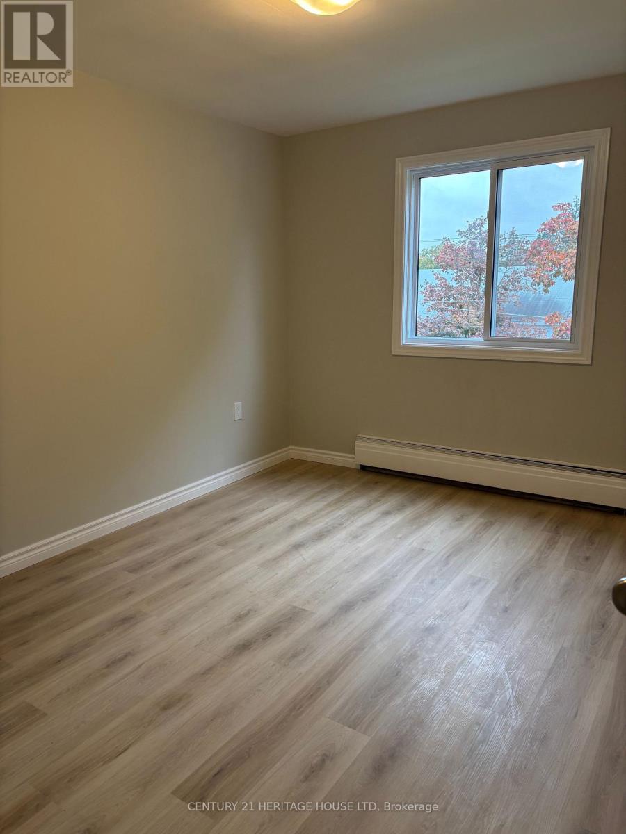31 Parkside Drive — photo 4