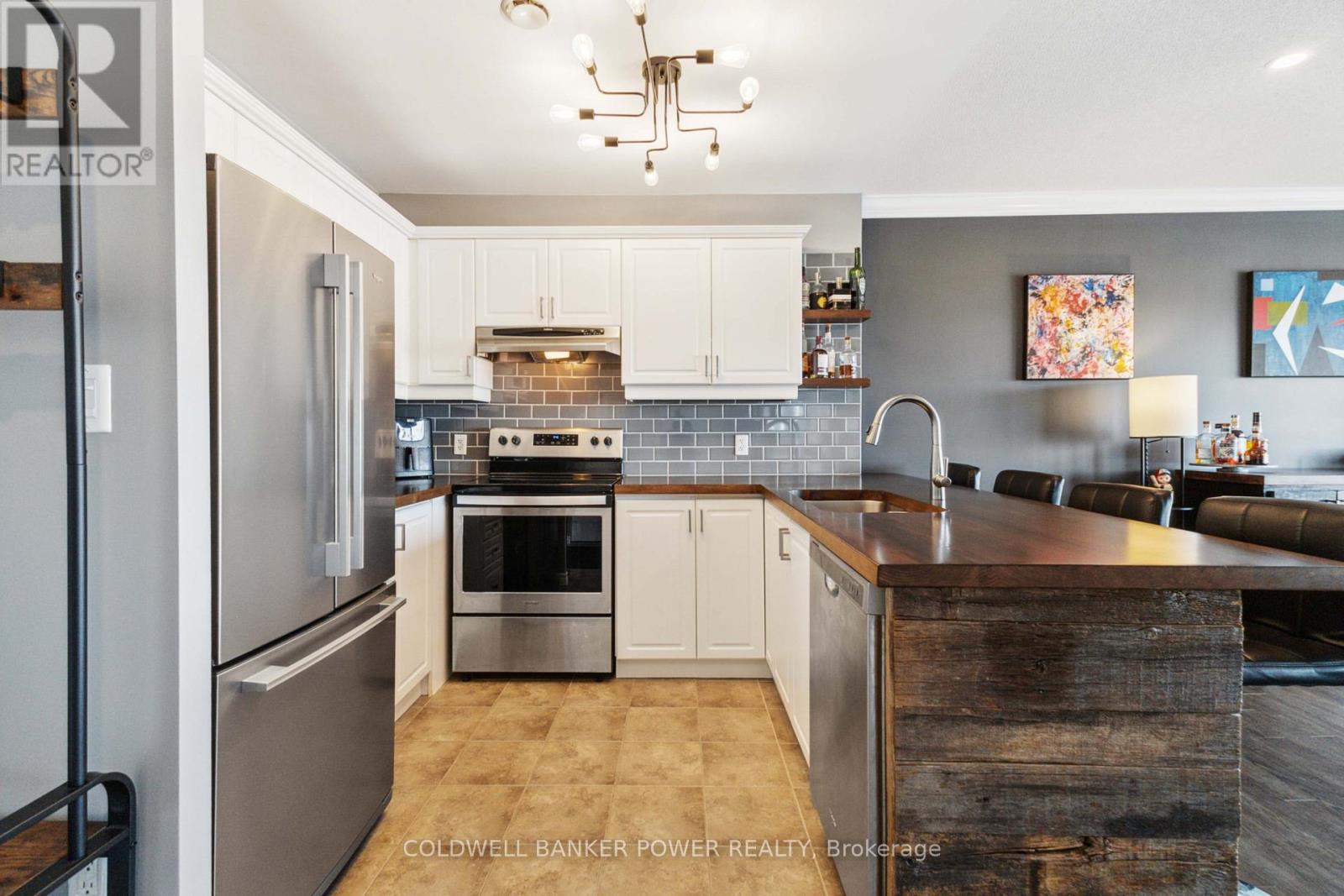 2 bedroom Single Family interior view, 801- 544 Talbot Street, London East (East F), Ontario