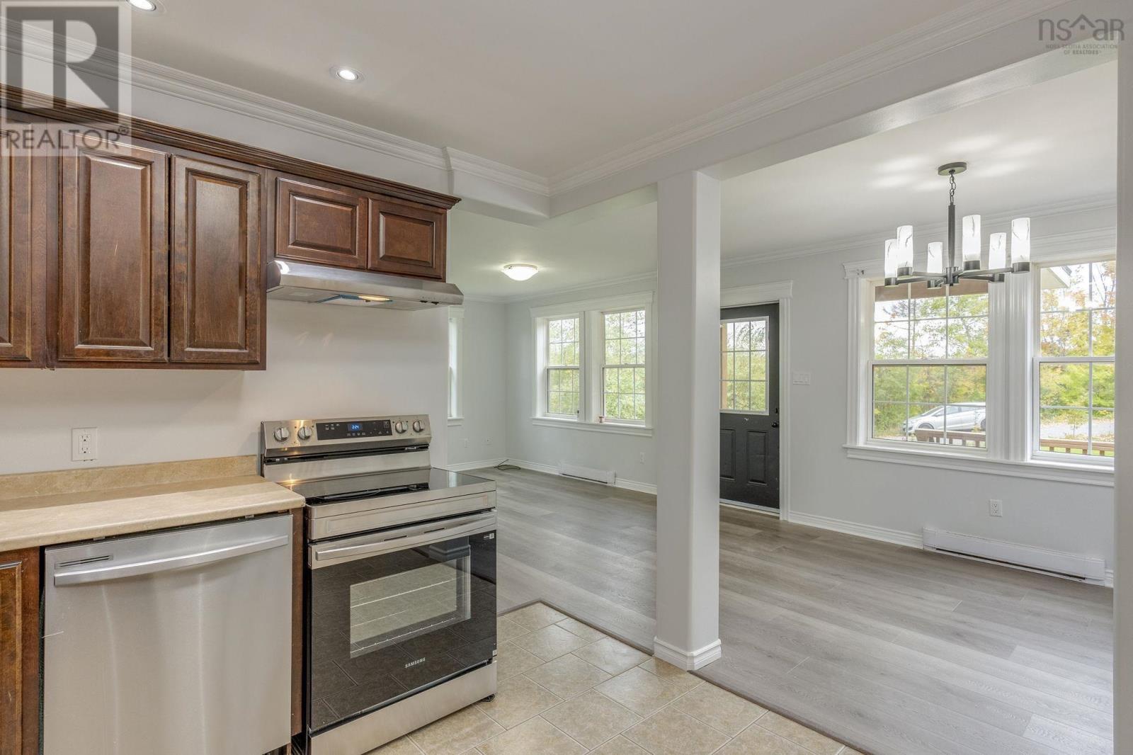 20 Beech Hill Road - 25