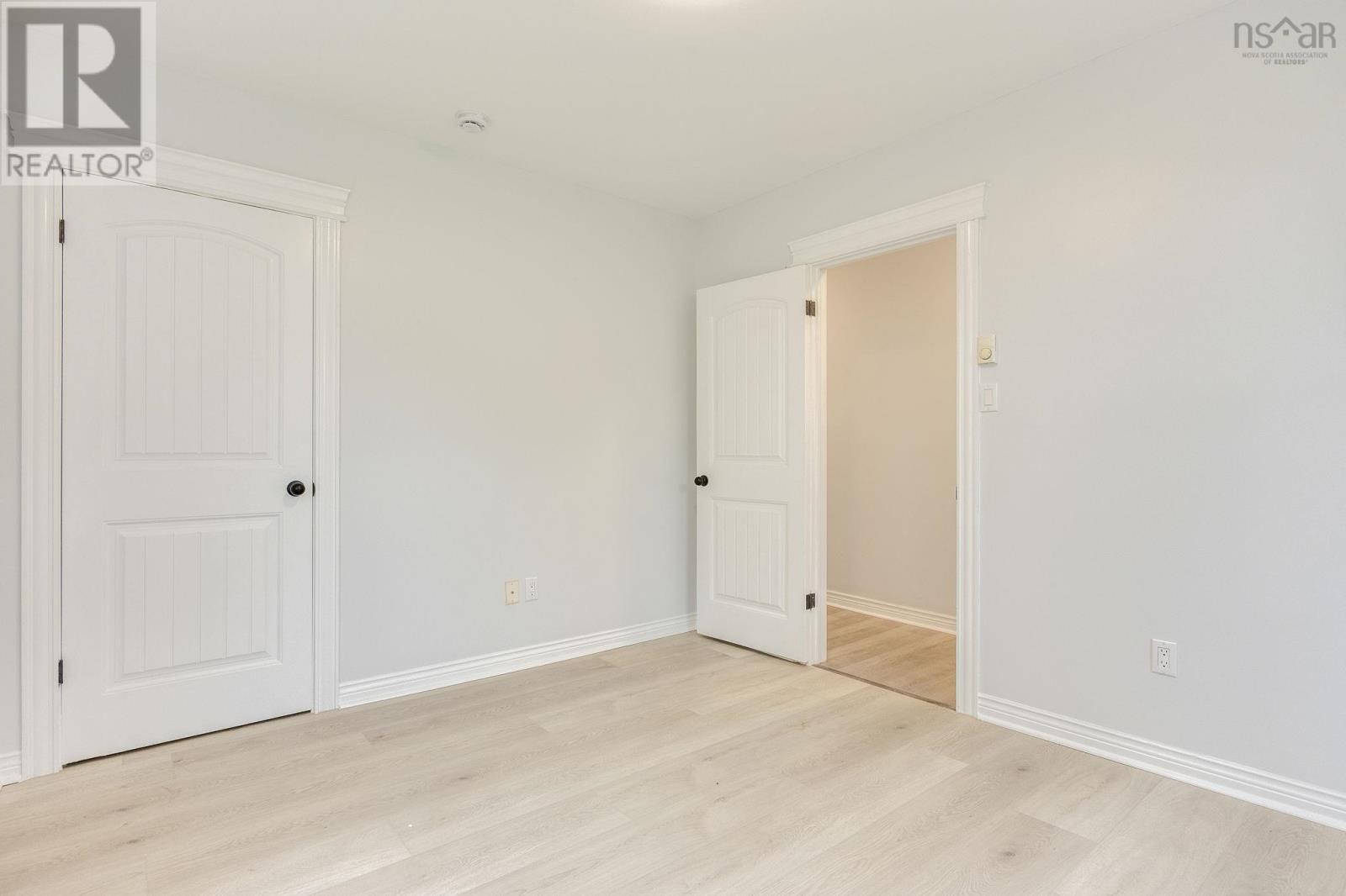 20 Beech Hill Road - 42