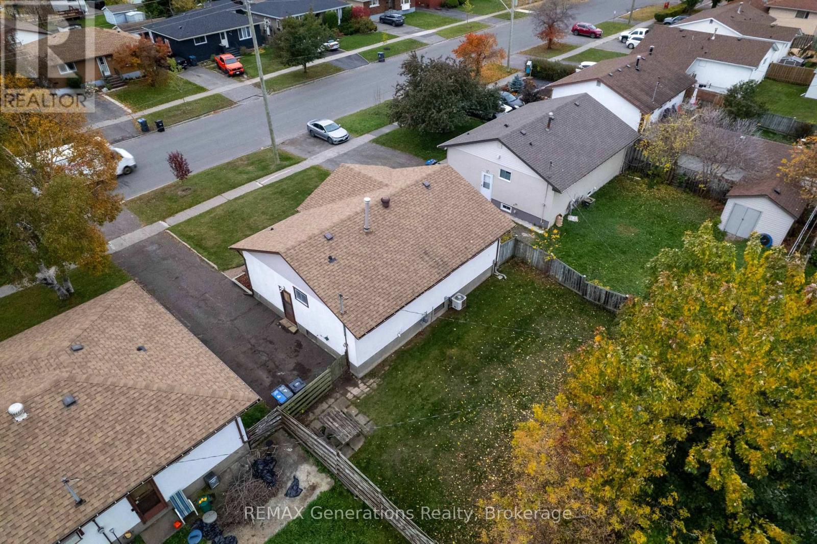 403 Churchill Drive West — photo 24