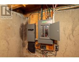 403 Churchill Drive W, Thunder Bay, ON P7C1V6 Photo 27