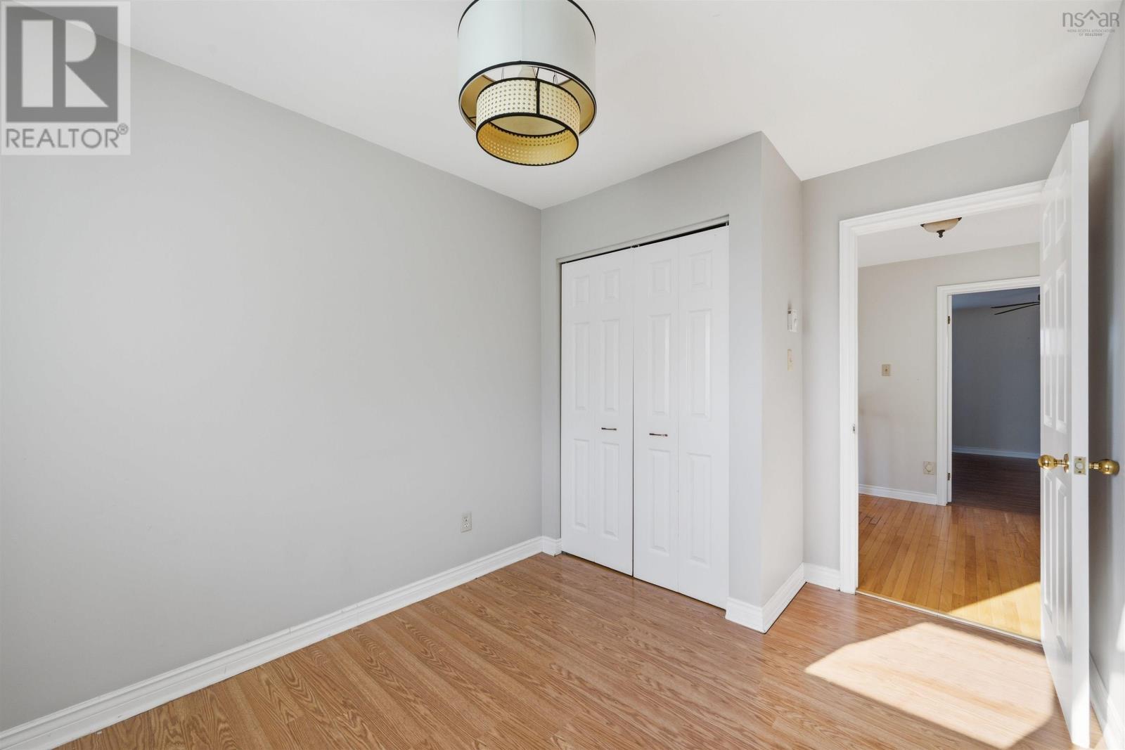 13 Anahid Court - 6