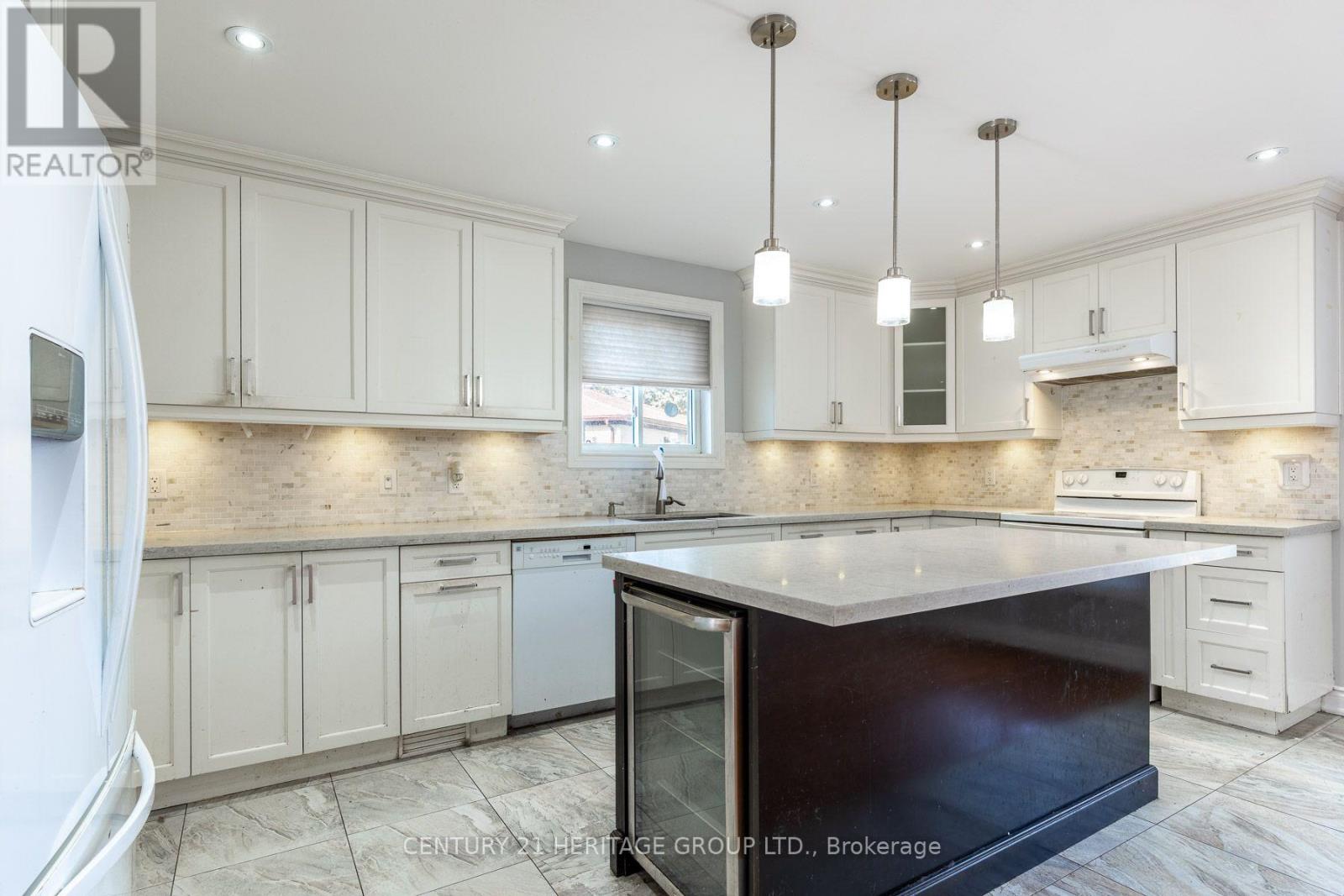 274 Demaine Crescent — photo 14