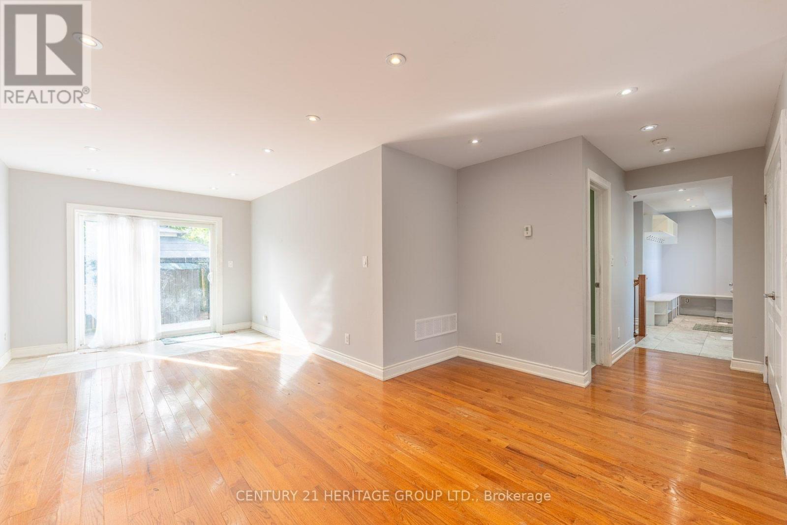 274 Demaine Crescent — photo 17