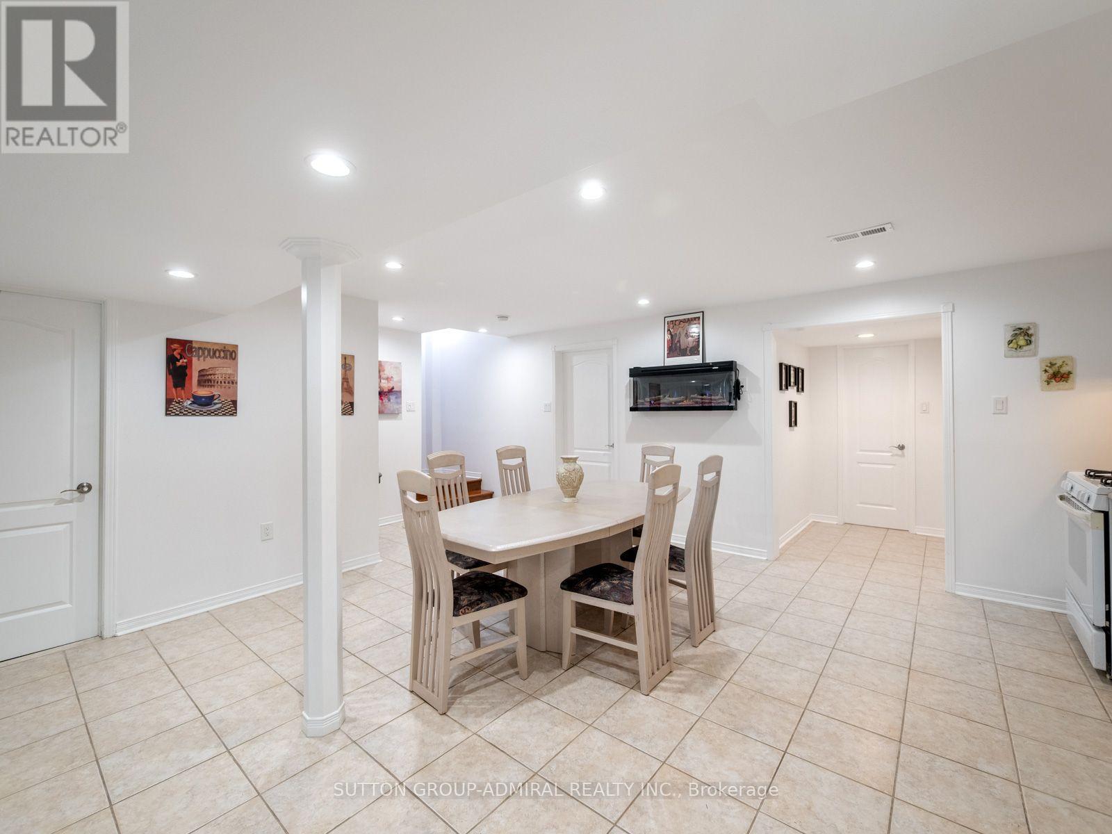 42 Lady Fern Drive — photo 30