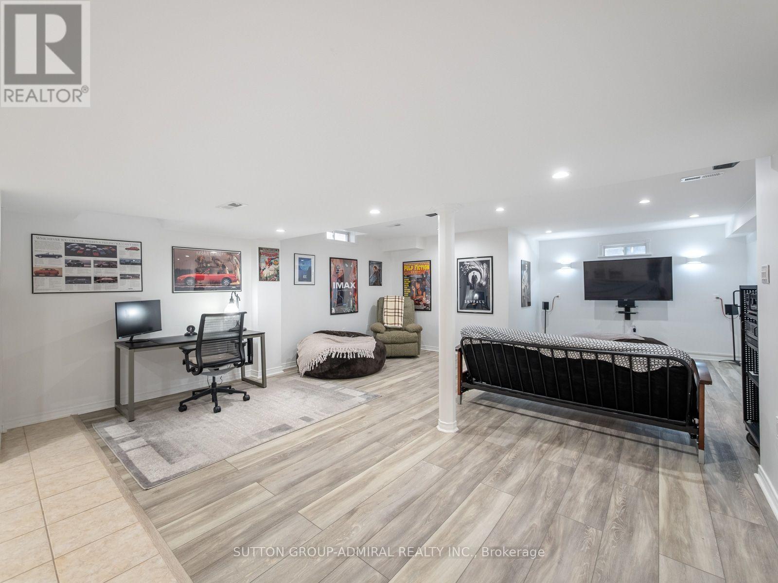 42 Lady Fern Drive — photo 32