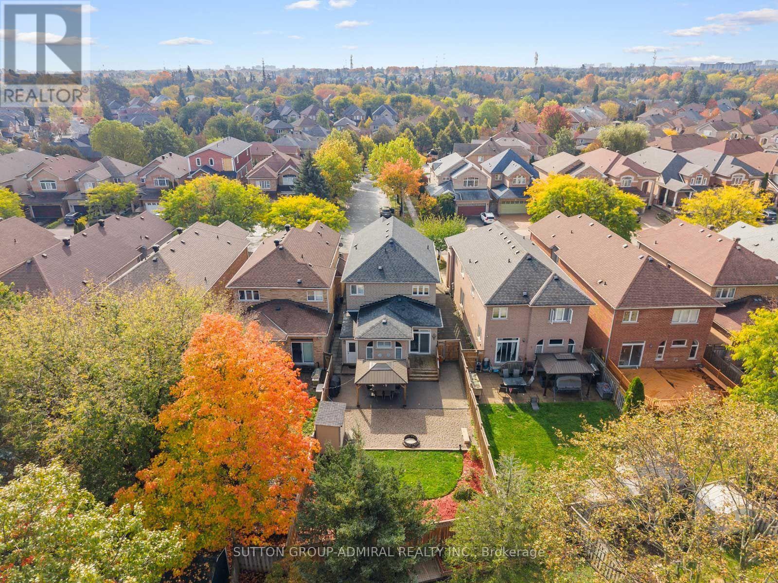 42 Lady Fern Drive — photo 44
