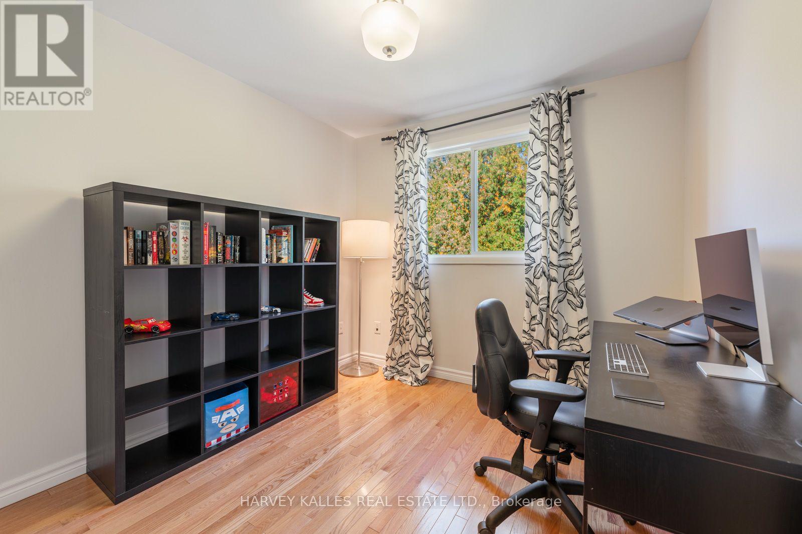 4 New Port Way — photo 20