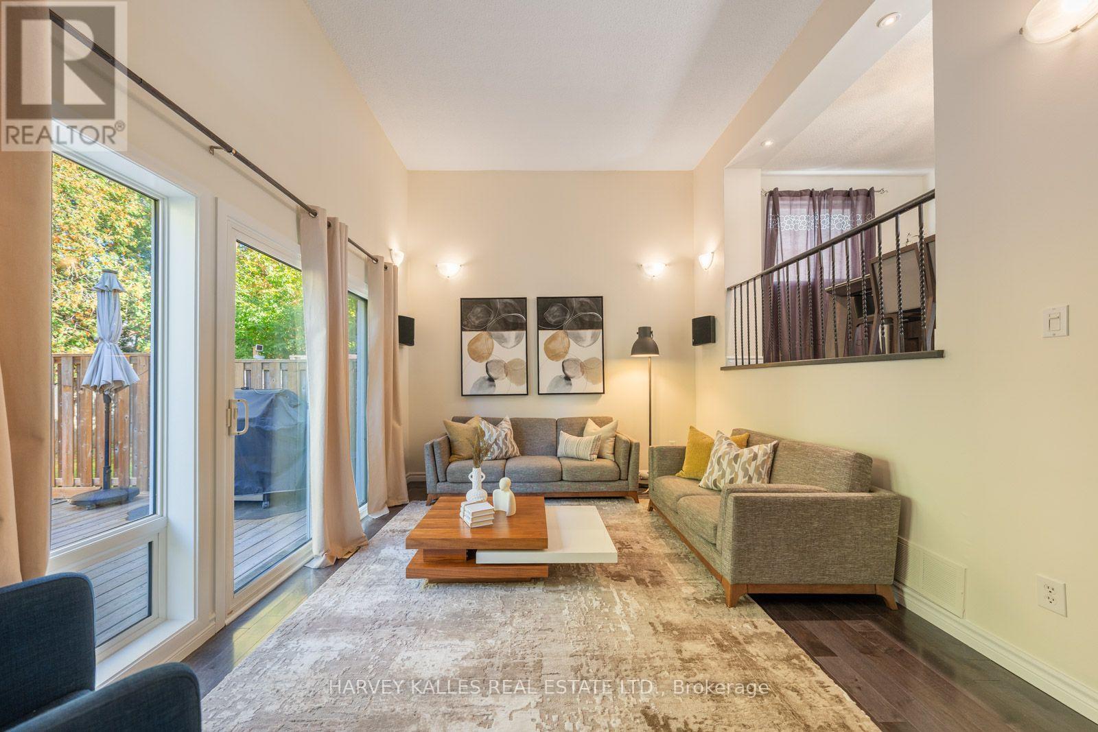 4 New Port Way — photo 8
