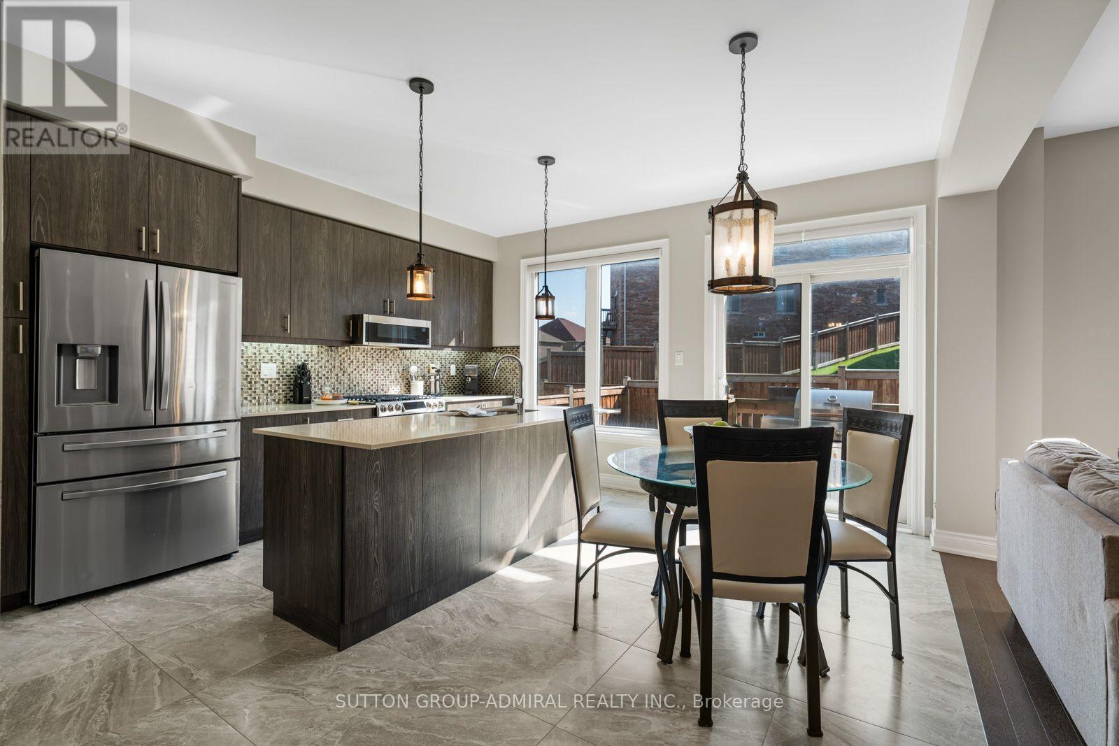 25 Pear Blossom Way — photo 11