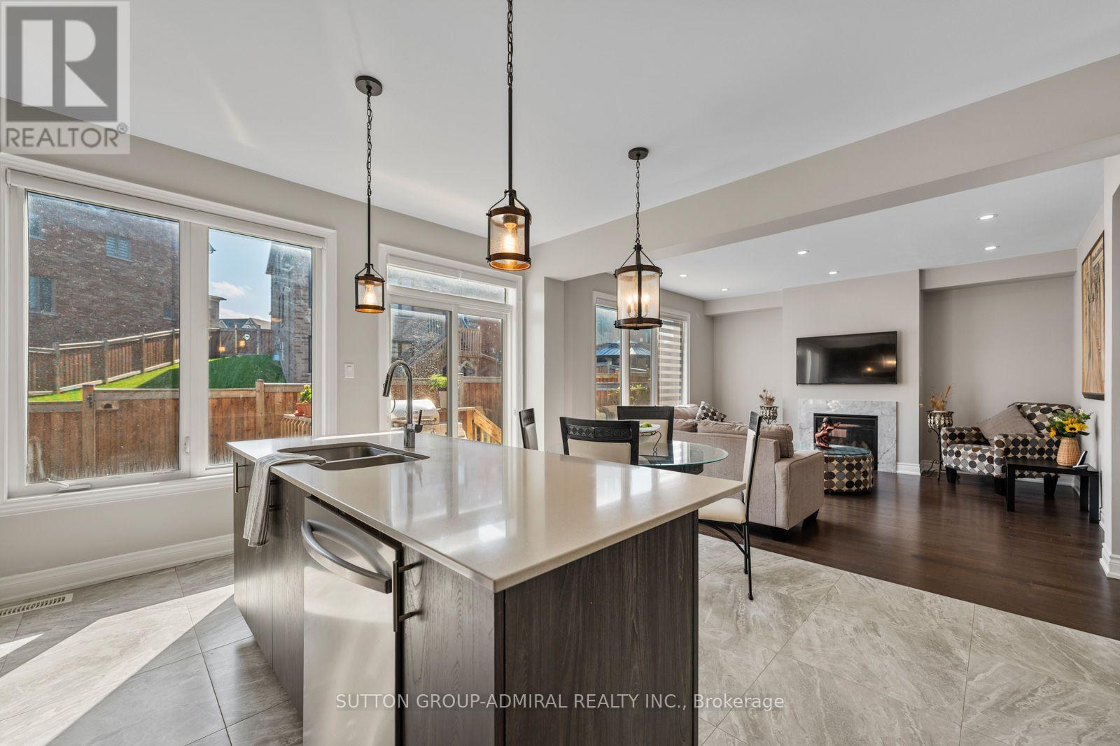 25 Pear Blossom Way — photo 14