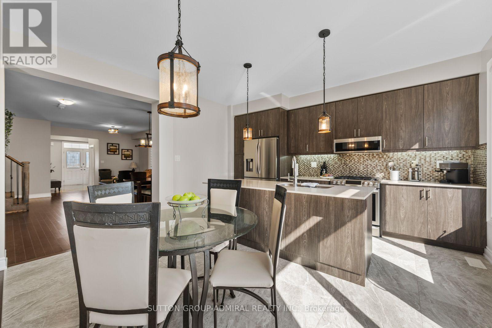 25 Pear Blossom Way — photo 15