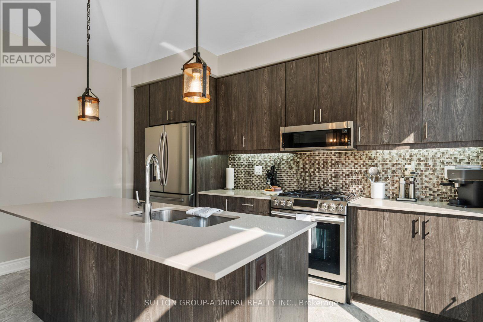 25 Pear Blossom Way — photo 16