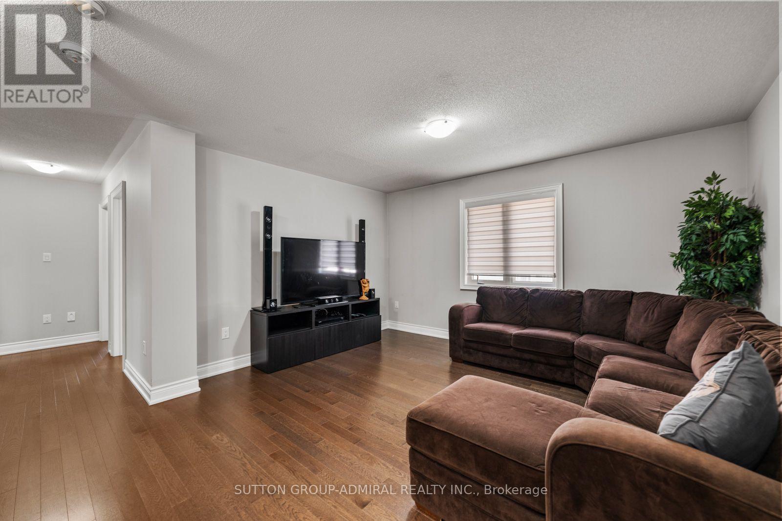 25 Pear Blossom Way — photo 22
