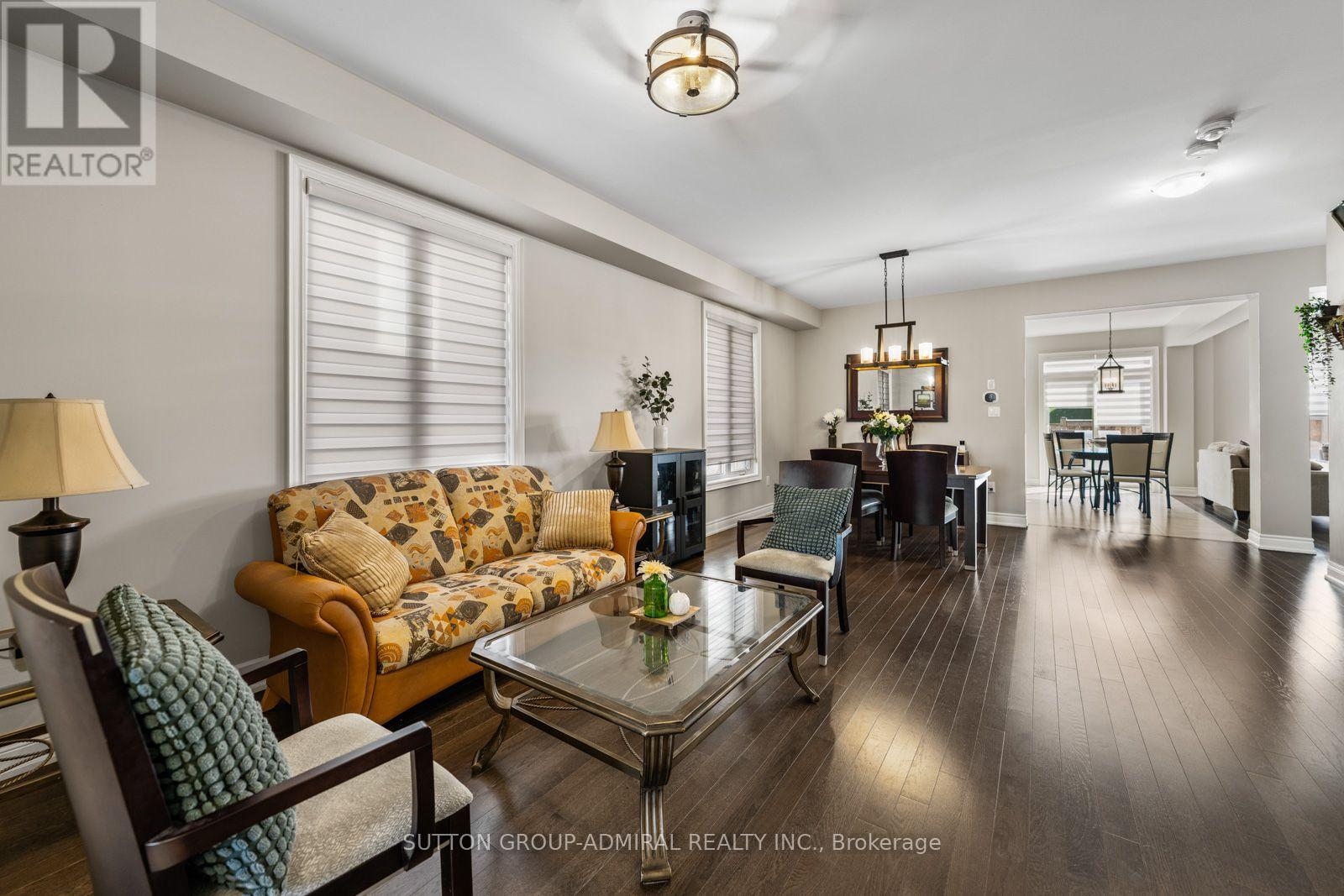 25 Pear Blossom Way — photo 7