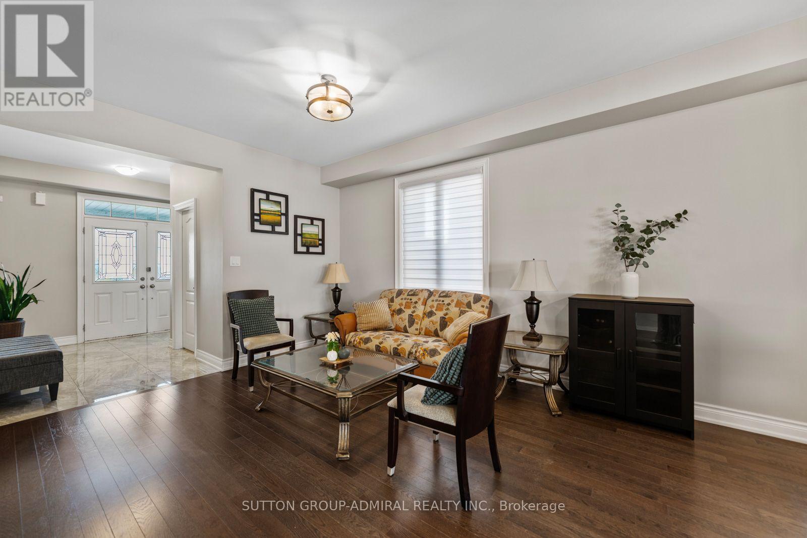 25 Pear Blossom Way — photo 8