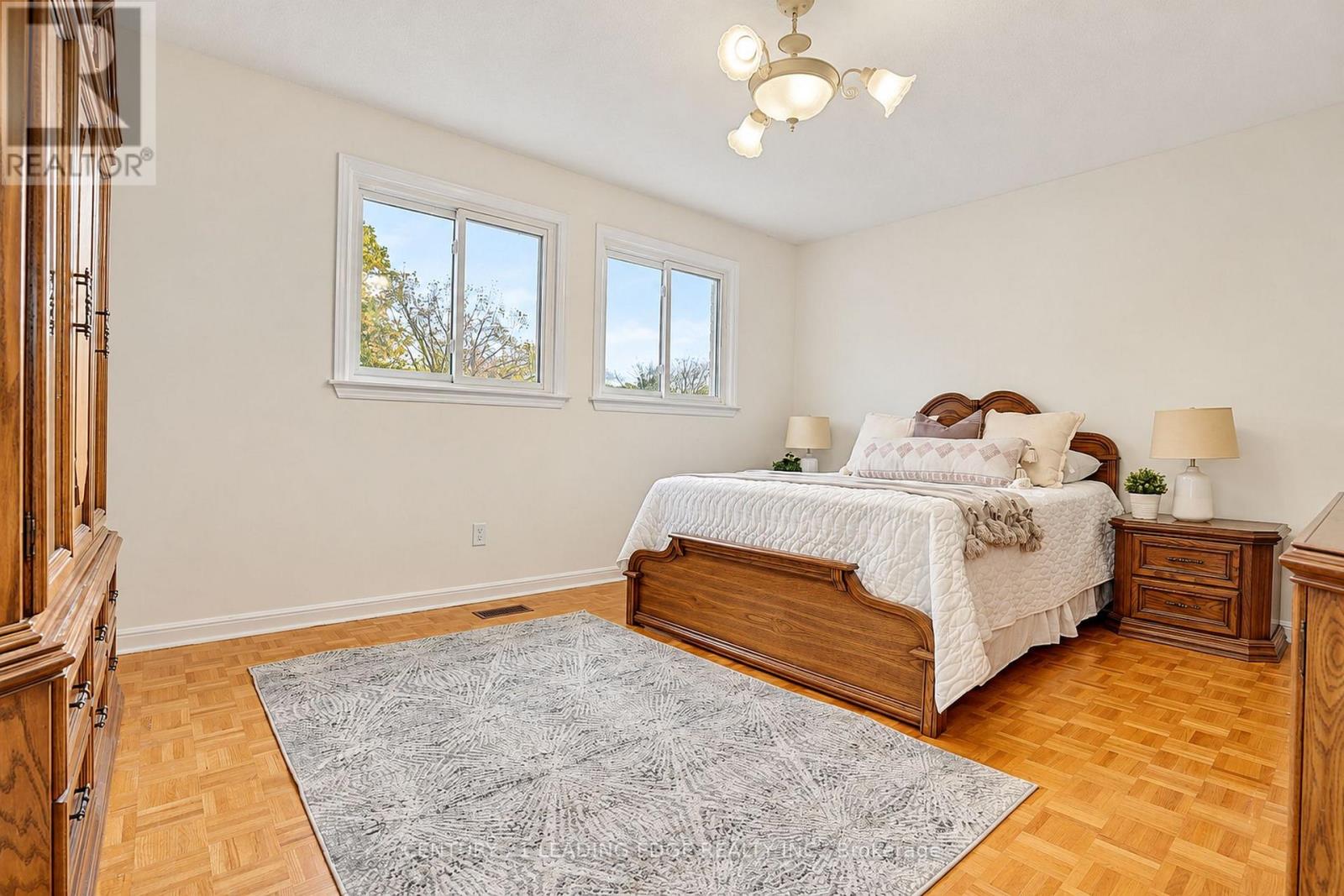 43 Ashland Crescent — photo 35
