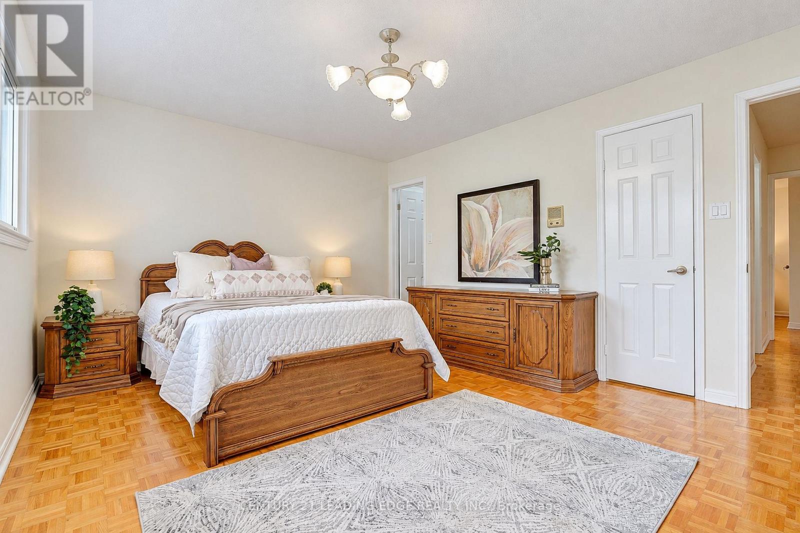 43 Ashland Crescent — photo 37