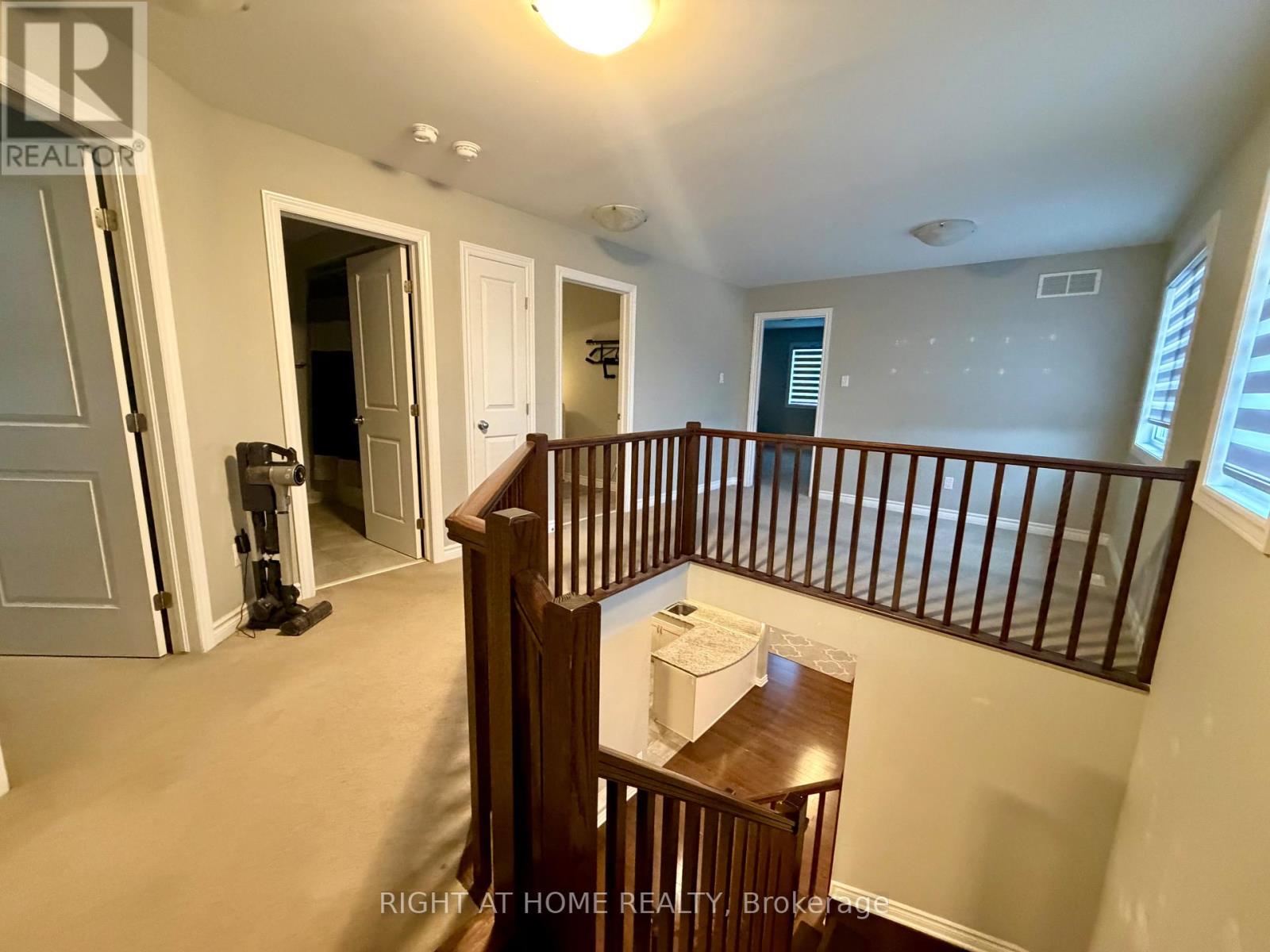 1071 Cobble Hill Drive — photo 10