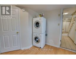 815 A Maitland Avenue, Ottawa, ON K2A2S2 Photo 11