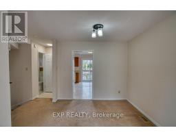 815 A Maitland Avenue, Ottawa, ON K2A2S2 Photo 19