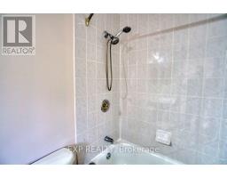 815 A Maitland Avenue, Ottawa, ON K2A2S2 Photo 35