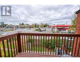815 A Maitland Avenue, Ottawa, ON K2A2S2 Photo 44